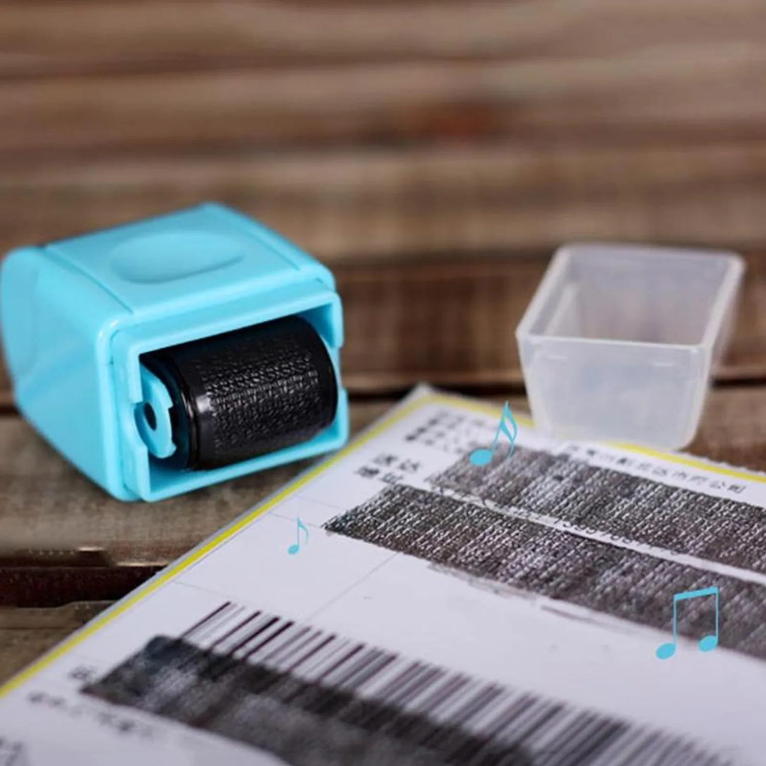 Refillable Wide Identity Protection Theft Security Stamp Roller with 3 Ink Refills for Envelopes Package Privacy Information