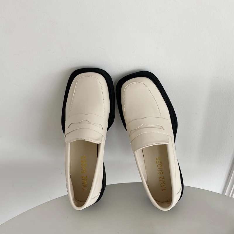 Flat Black Shoes For Women All-Match Female Footwear British Style Oxfords Loafers With Fur Square Toe Casual Sneaker New Dress