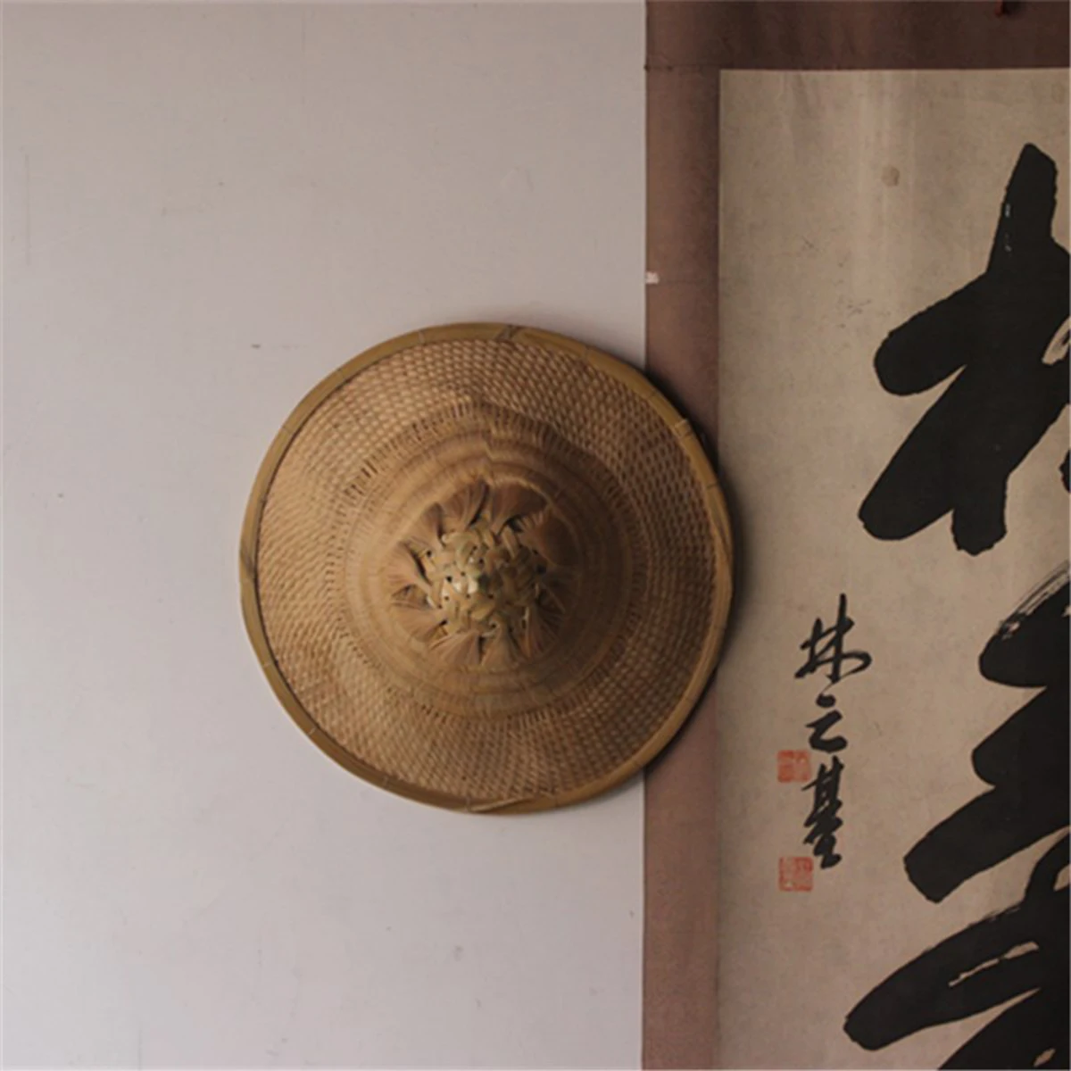 Hand-woven hat, bamboo products, bamboo woven sunscreen fishing hat, rainproof bamboo hat, lampshade decoration