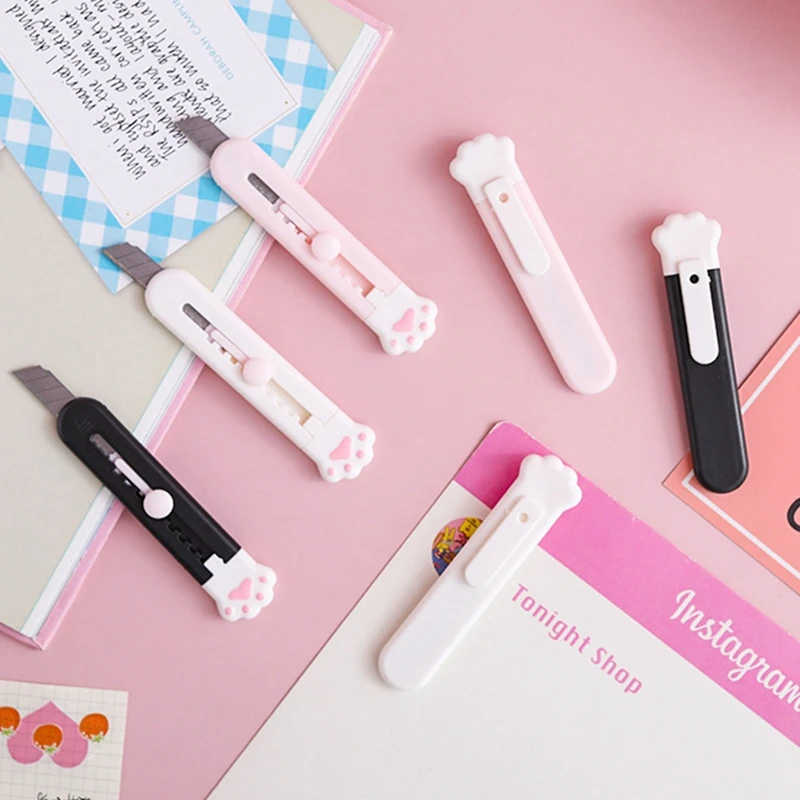 Leuke Kat Poot Utility Mes Kawaii Mini Draagbare Papiersnijder Brief Envelop Opener Express Box Mes Box Cutter Mes