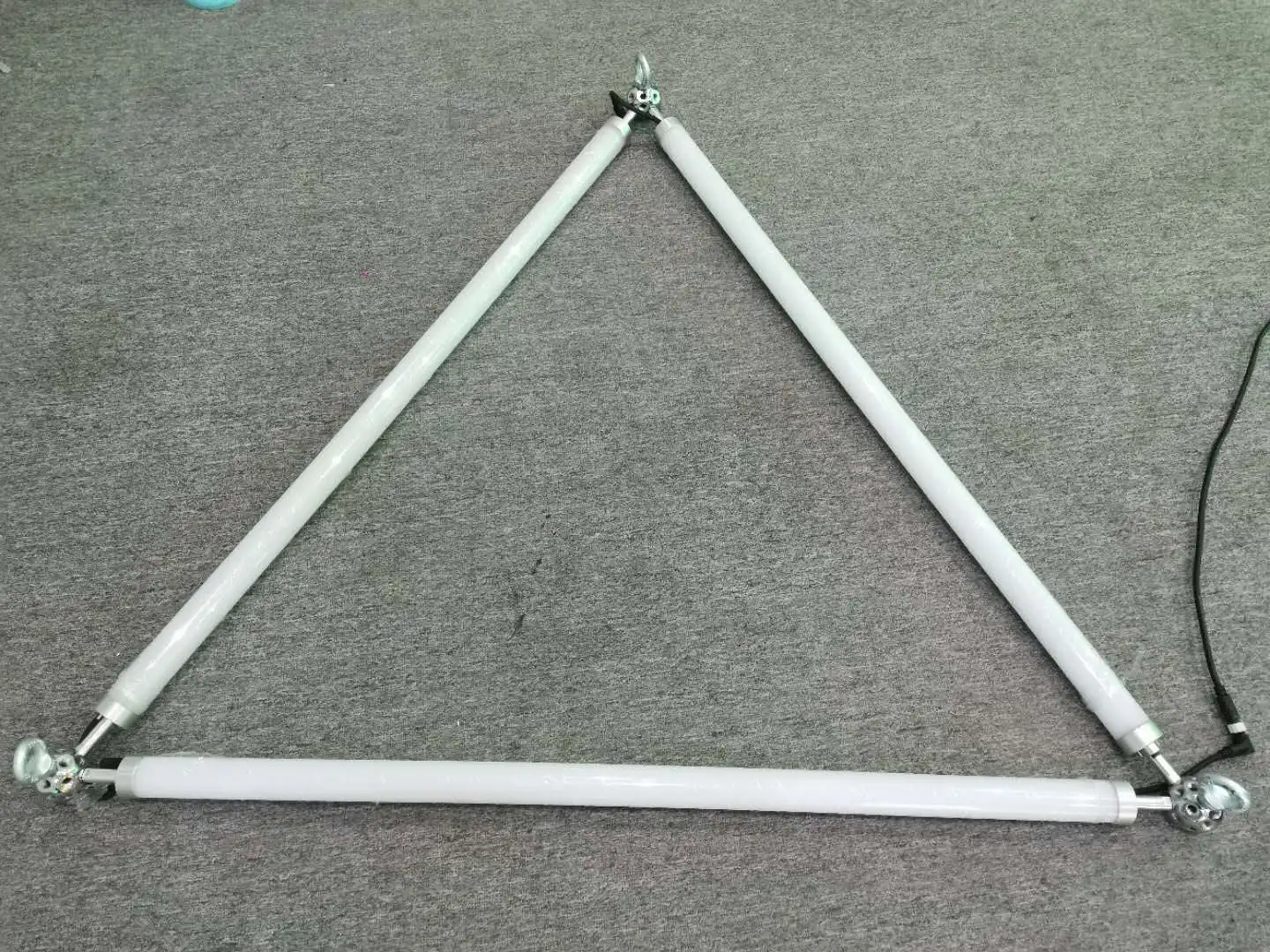 Heißer Verkauf LED-Röhre 360 Grad LED bunte 24 V IP67 RGB-Röhre Flex Neonlicht für Bühne und Club