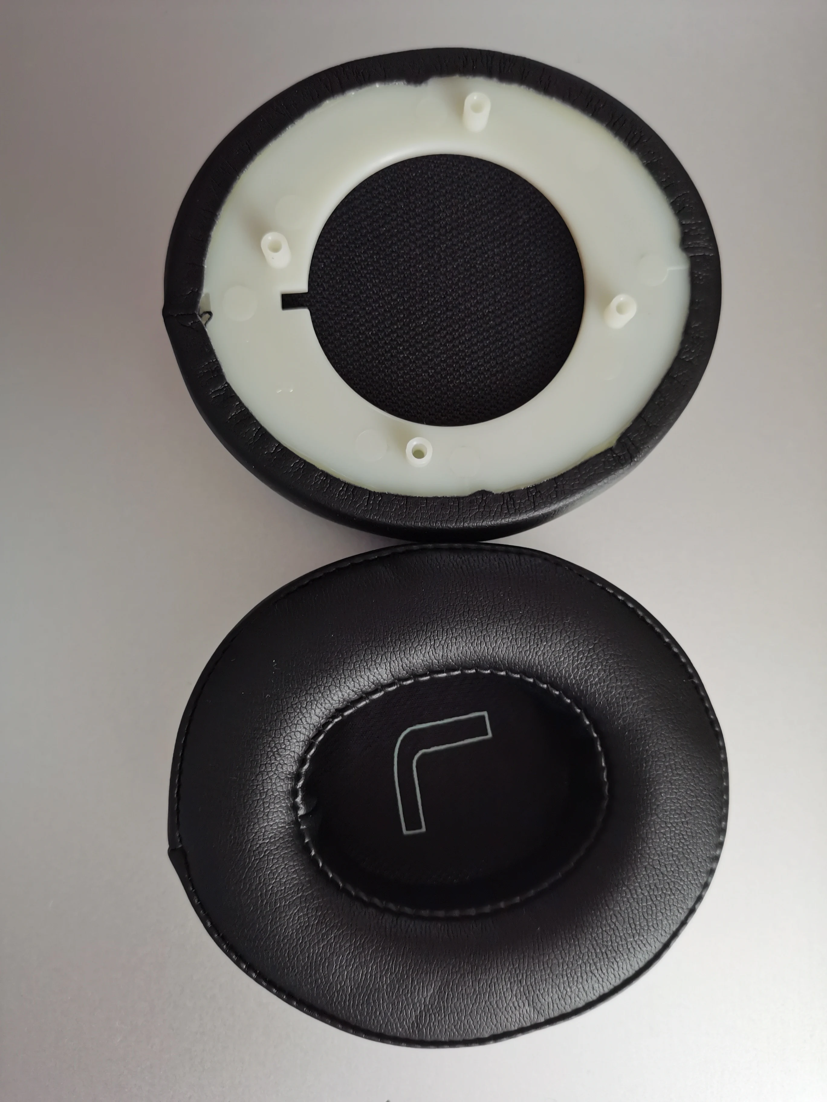 1 زوج الأذن منصات استبدال البروتين جلد الأذن وسادة غطاء غطاء للأذنين ل SODO MH5 اللاسلكية باس بلوتوث سماعات