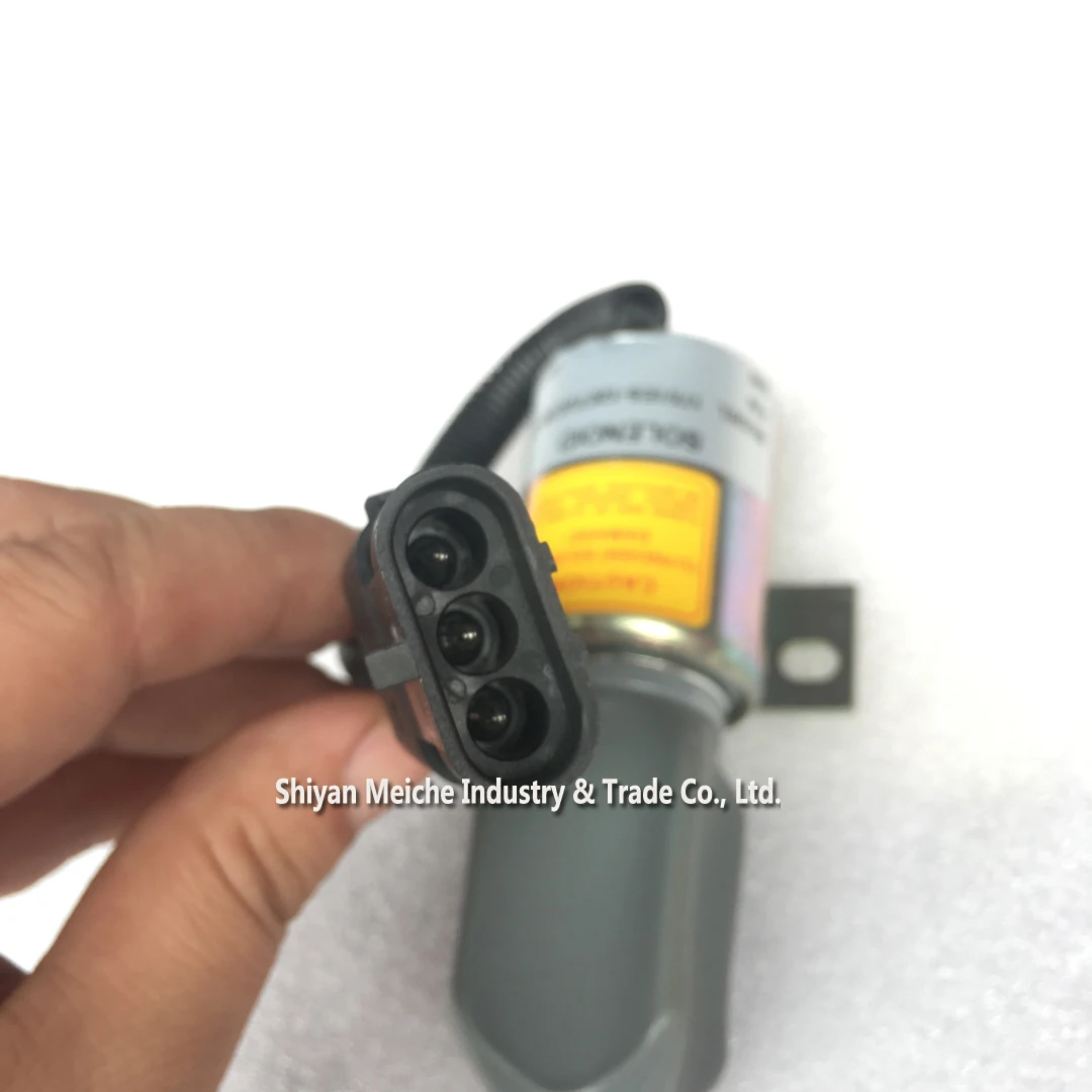 Afsluitmagneetventiel 12V 37V66-56010/05CF24 1751ES-12ETUC3B1S1 Stopmagneet YC101556 Motoronderdelen