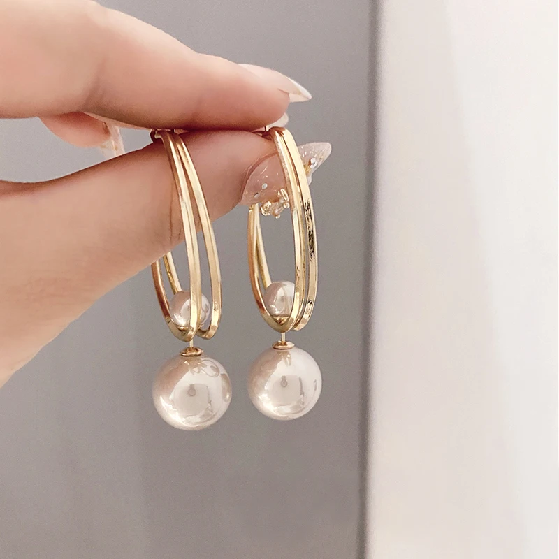 Vintage Luxury Korean Fashion Pearl Earrings For Women Gold Color Hoop Dangle Drop Earrings New 2021 Wedding Jewelry Gift