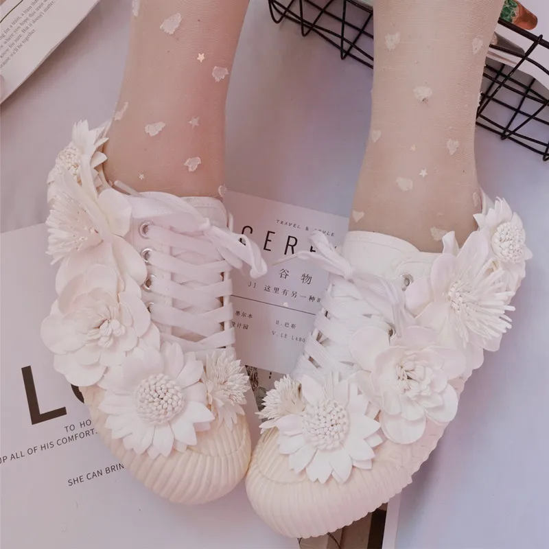 Sweet Flower White Canvas Women Sneakers Casual Shoes Ladies Wedding Flats 2021 Spring Fashion Female Trainers Tennis Femme