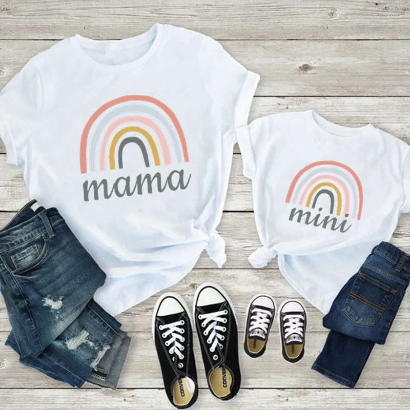 1Pc Funny Family Look Mama and Mini Rainbow Print Mother and Daughter Clothes Summer Kids Clothes Pretty Round Neck Tshirt