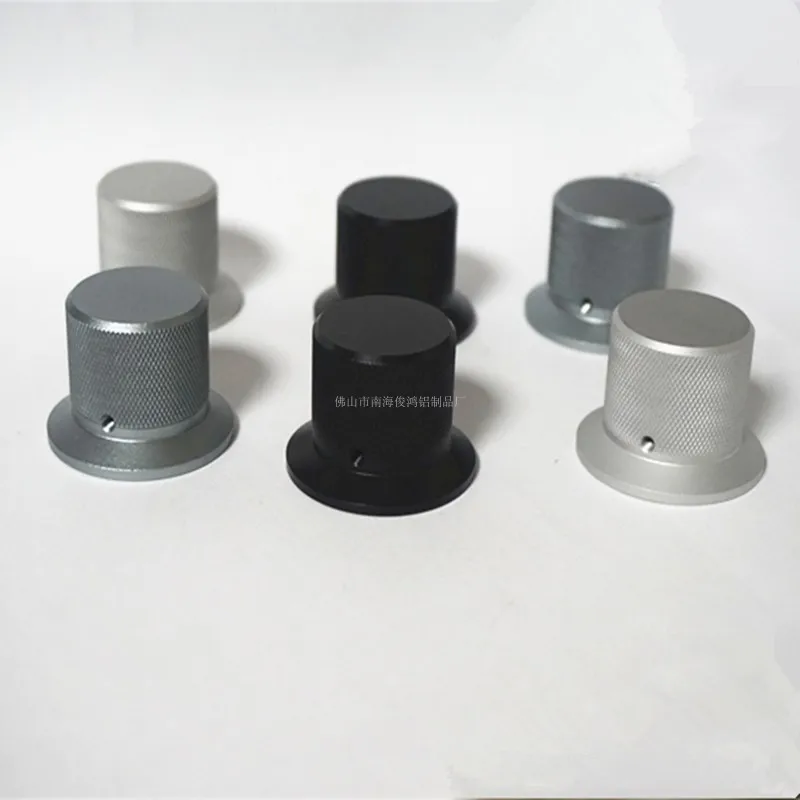 

Sandblasting Silver / black / iron gray Diameter 38mm high 27mm All aluminum solid audio amplifier volume Potentiometer knob