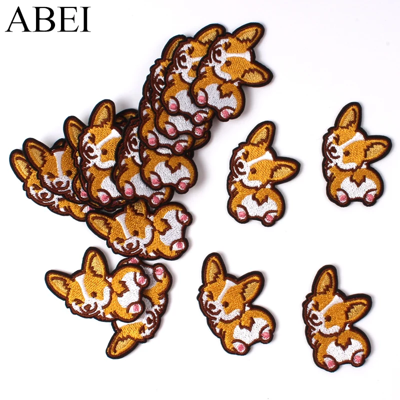 10pcs Embroidery Cartoon Dog Patches Iron On Animal Stickers For Jeans Backpacks Hats Caps Coats Decoration DIY Badge Appliques