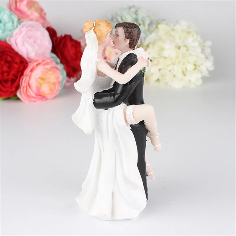 Romantische Bräutigam & Braut heiraten Harz Figur Hochzeit Kuchen Topper Dekoration liefert heiraten Figur Valentinstag Verlobung – Detail 7