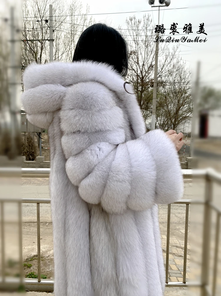 Natural Fox Fur Coat Hooded Women\'s Fashion Winter Stripe Cut Features Chic  Plush Thick To keep Warm High End Luxury 2024New