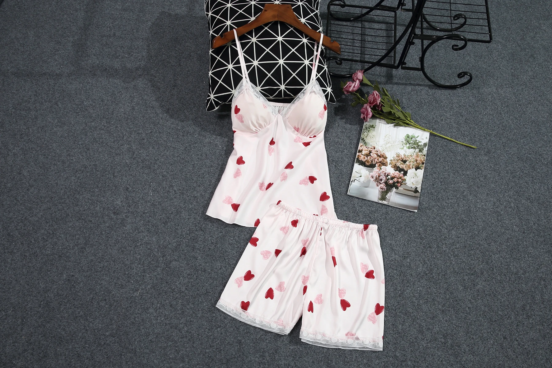 

2021 Summer Suit Love Printing Women Pajama Set Cute Sexy Silk Satin Pajamas For Teen Girls Shorts Female Home Wear Nightwear