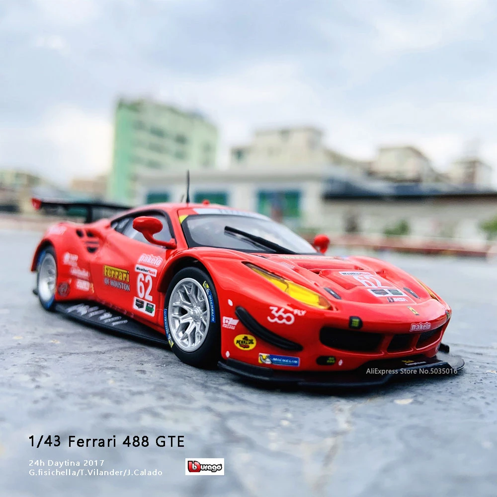 Bburago 1:43 Hardcover Edition 2017 Ferrari 488 GTE racing model simulation car model alloy car toy male collection gift