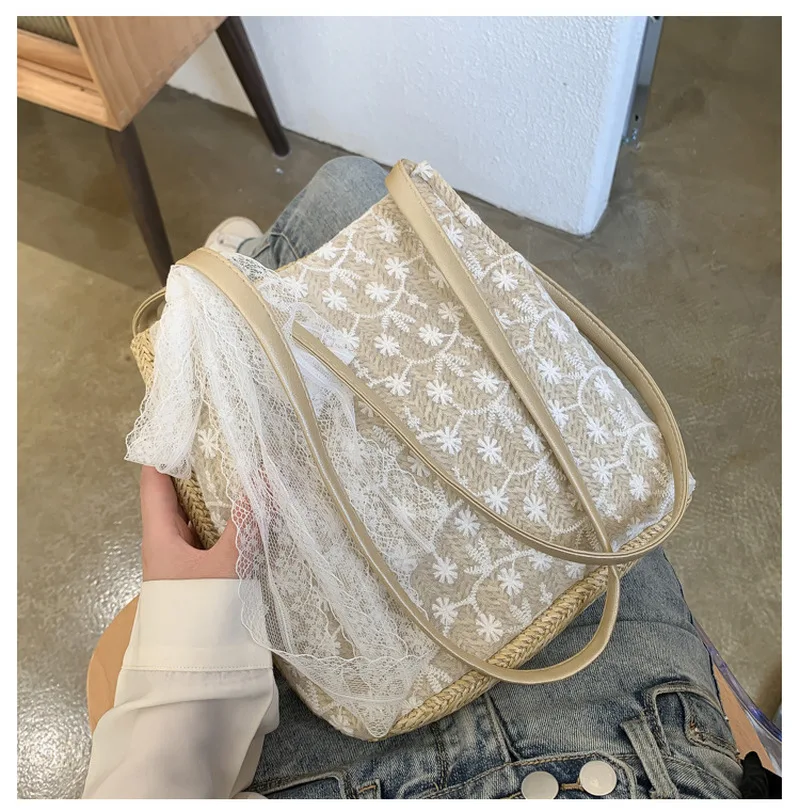 

Shoulder Bag Summer Retro Embroidered Openwork Frosted Straw Handbag Vacation Seaside Beach Lace Bag Messenger Bags for Female