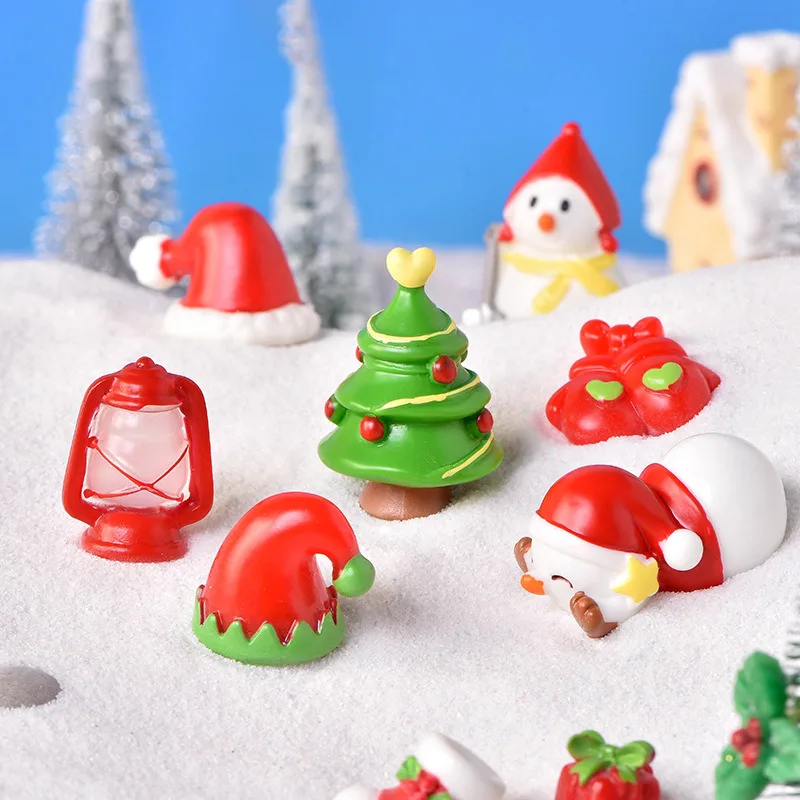 

Christmas Hat Snowman Christmas Tree Figurine Model Garden Fairy Decor DIY Accessories Home Decoration Miniature Dollhouse Craft