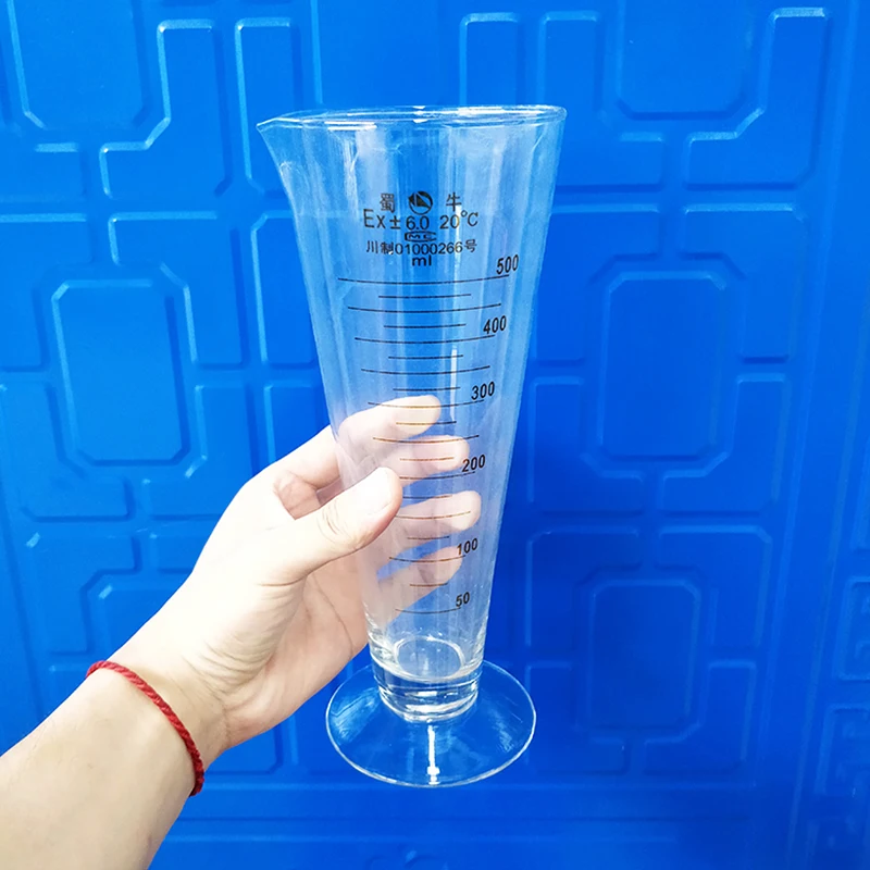 

Graduate,with spout,short lines.Capacity 500ml,Measuring glass,Medicine glass,Test mixer