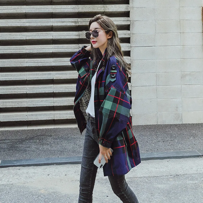 

Women long plaid windbreaker new korean version of the tide female jacket