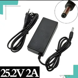 25,2 V 2a Ladegerät für 7er Serie 21,6 V 22,2 V Lithium-Ionen-Lithium-Ionen-Akku DC5525-Anschluss