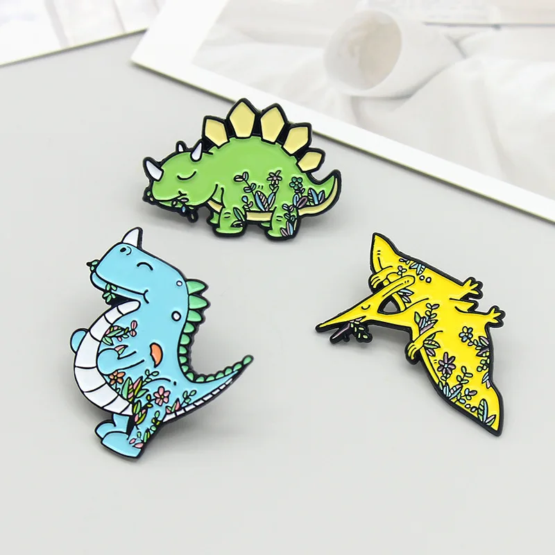 Cartoon dinosaur pterosaur Triceratops animal modeling metal Brooch cute and interesting decorative pin for children