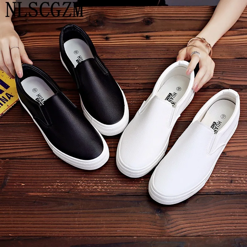 Black Leather Casual Shoes Men Fashion Slip on Shoes Men White Loafers Luxury Shoes Men Tenis Masculino Zapatillas De Hombre