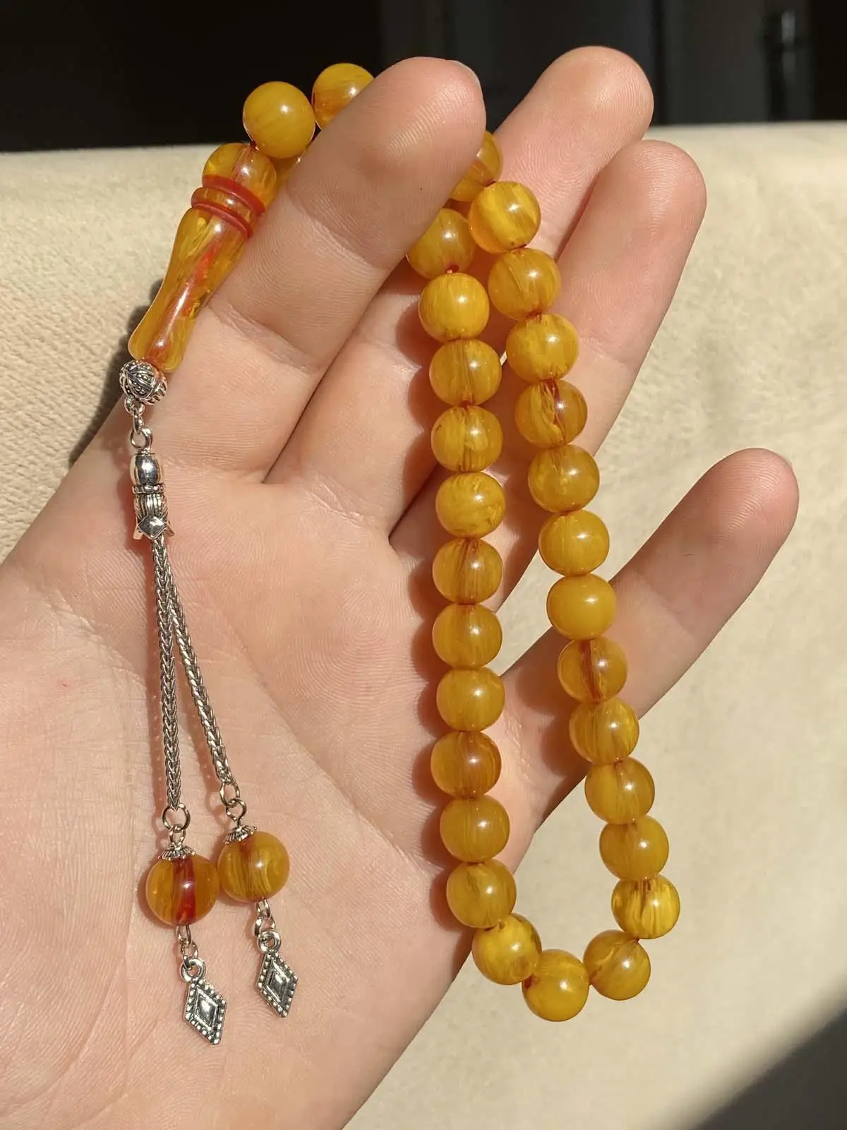 Hand Work Lathe Tortoiseshell Baga Press Powder Amber Prayer Beads Sphere Round Cut Yellow Color Metal Tassels