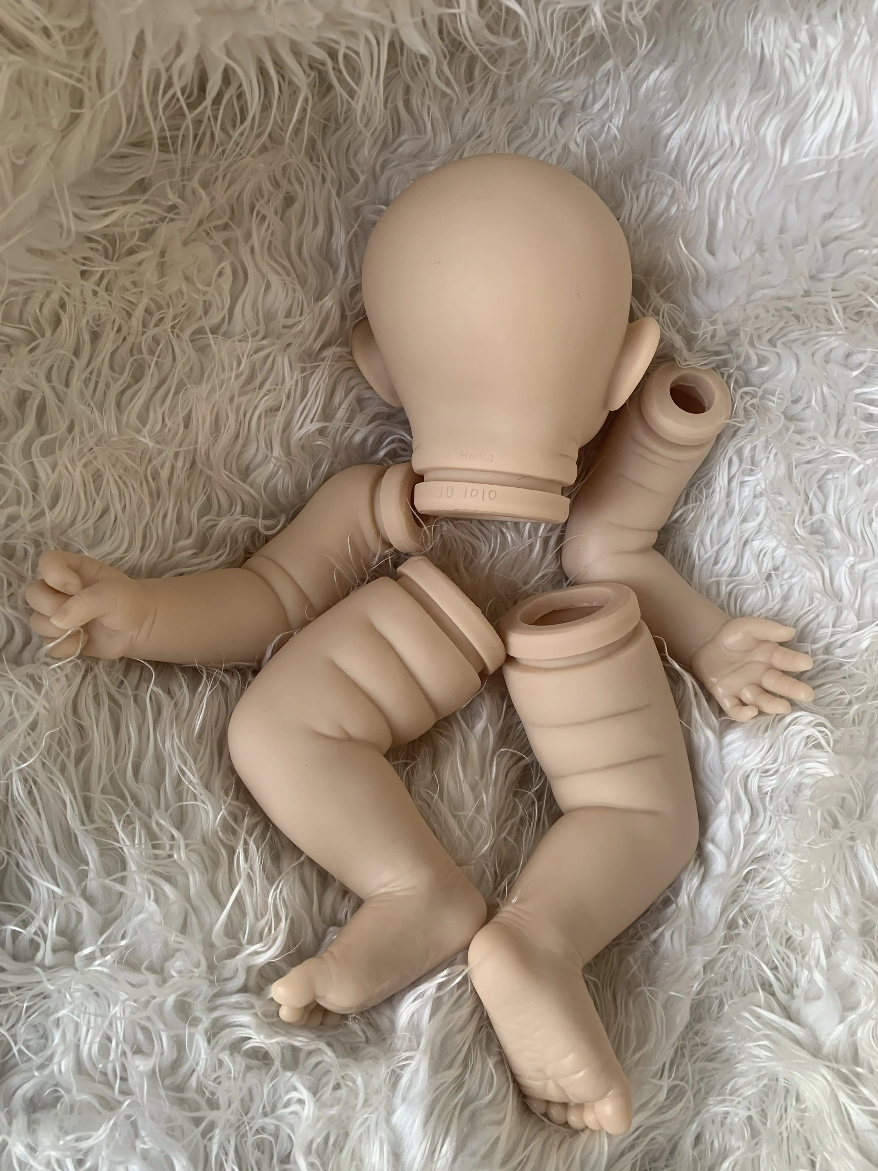 Diy Kit 22 inch reborn doll kit Archie popular lifelike real soft touch cool color (Body Cloth+limbs+head+eye pieces)