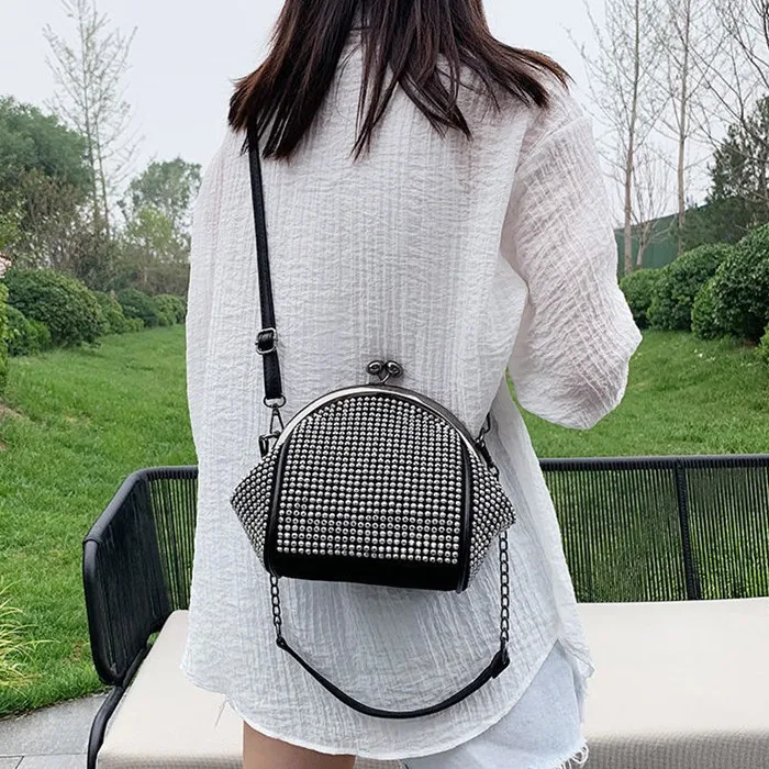 Fashion Diamonds Women Shoulder Bag Chains female Crossbody Bag Small Kiss Lock Female Handbag pu leather cute phone bags black