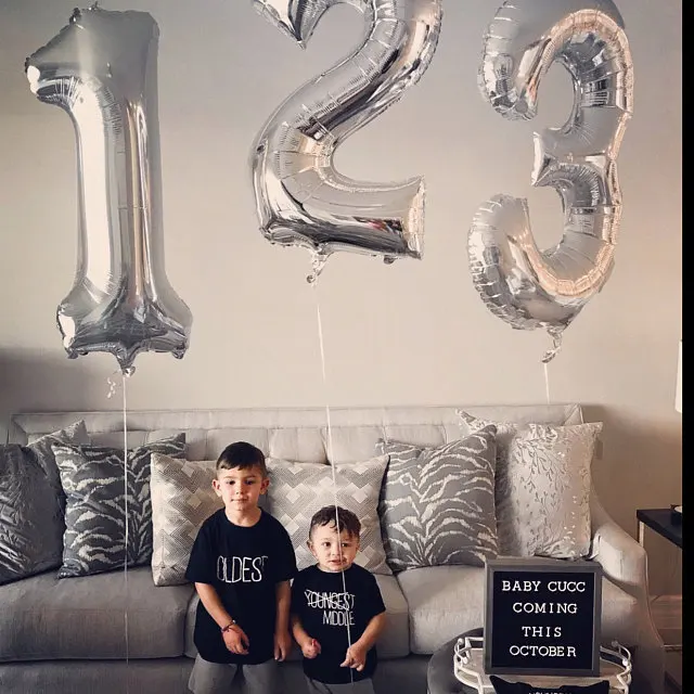 Oldest Middle Youngest Family Shirt Set Childrens Family Matching Tshirts Baby Sibling Shirt Baby Bodysuit Black Tees Drop Ship