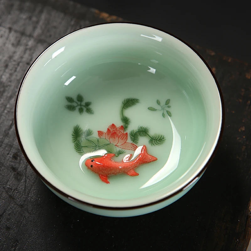 Tea cup simple tea cup celadon blue and white porcelain Jingdezhen carp Master Cup small bowl cup tea bowl Koi set