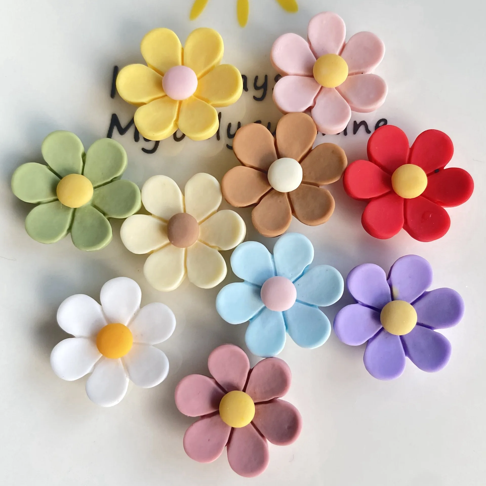 30Pcs 16mm Charm Flowers Flat Back Planar Resin Women DIY Hairpin Earrings Crafts Materials Scrapbook Bowknot Decor Art Applique