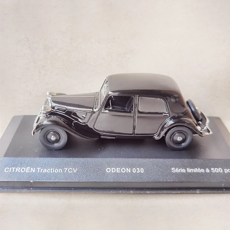 Diecast 1:43 Scale CITROEN TRACTION 7CV Classic Alloy Car Model Collection Souvenir Ornaments Display Vehicle Toys Gift