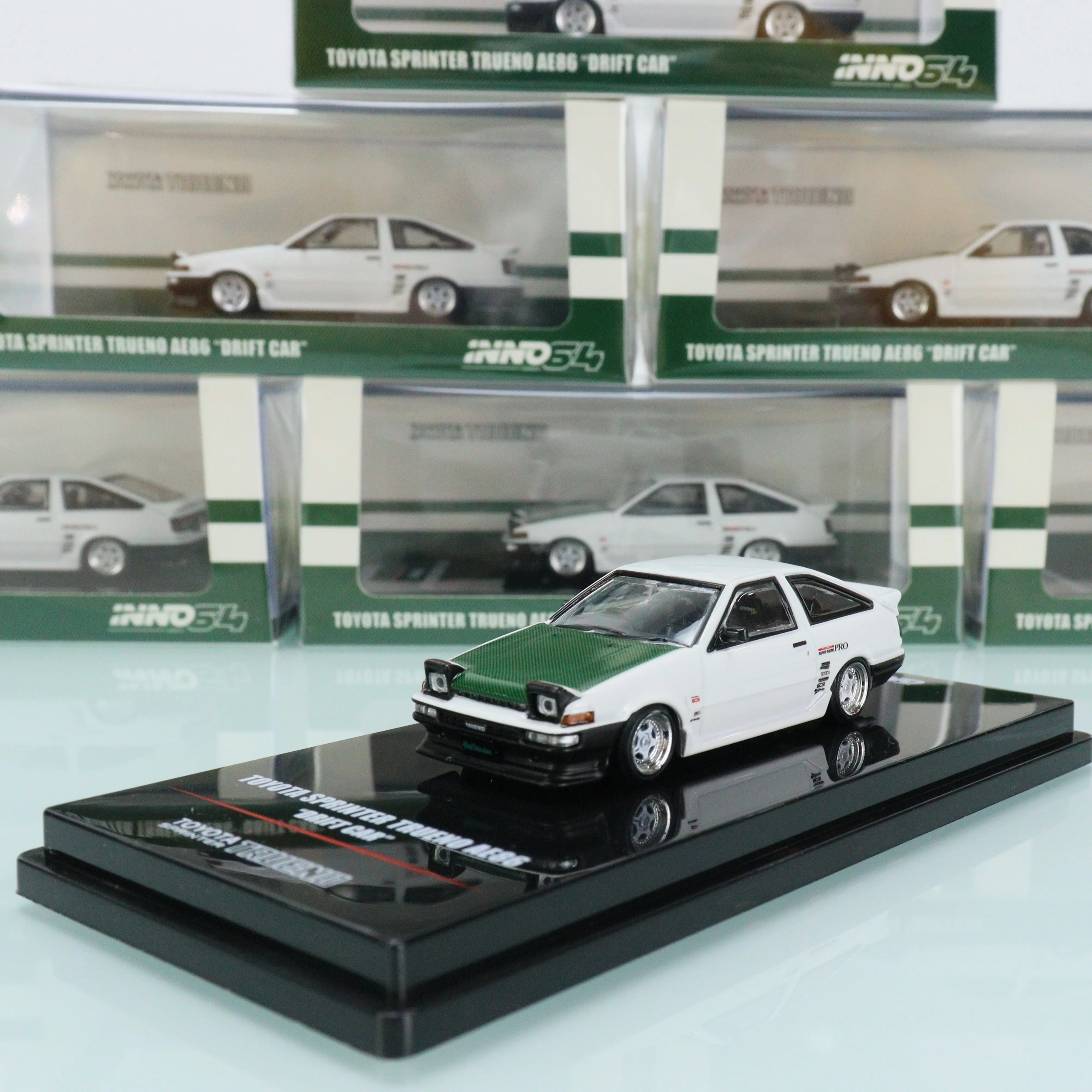 INNO cars 1:64 TOYOTA SPRINTER TRUENO AE86 DRIFT CAR Limited metal die-casting simulation model vehicle