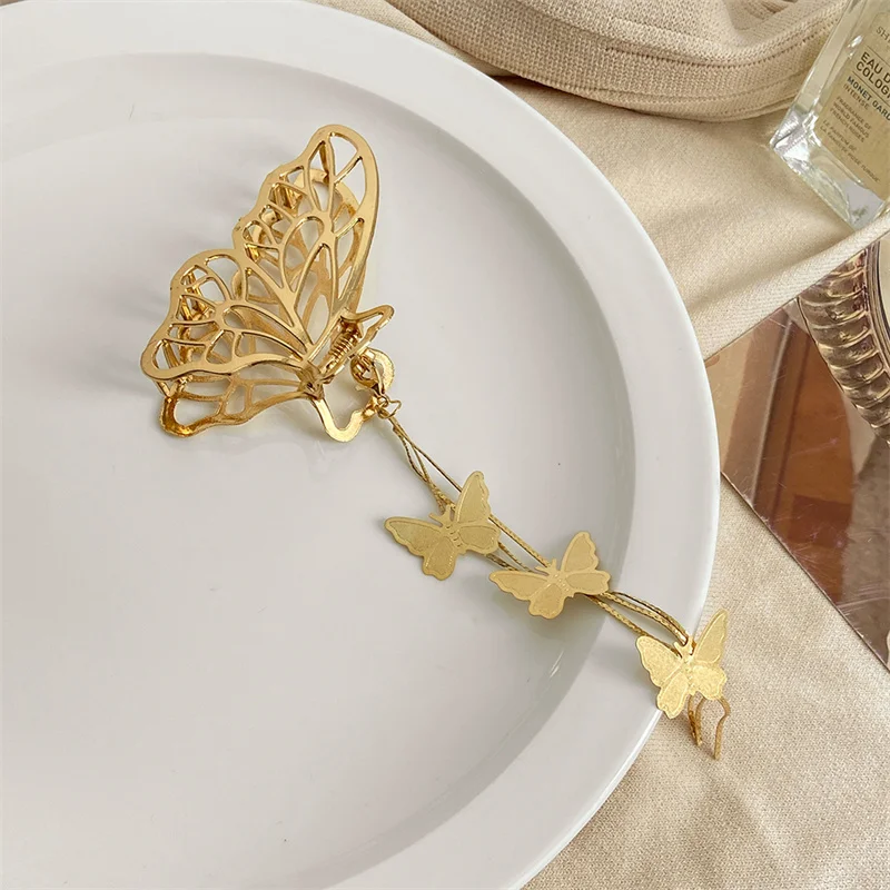 Butterfly Hair Claw Vintage Long Pendant Hair Clips Elegant Gold Color Geometric Hairpins Hair Crab for Women Hair Accessories