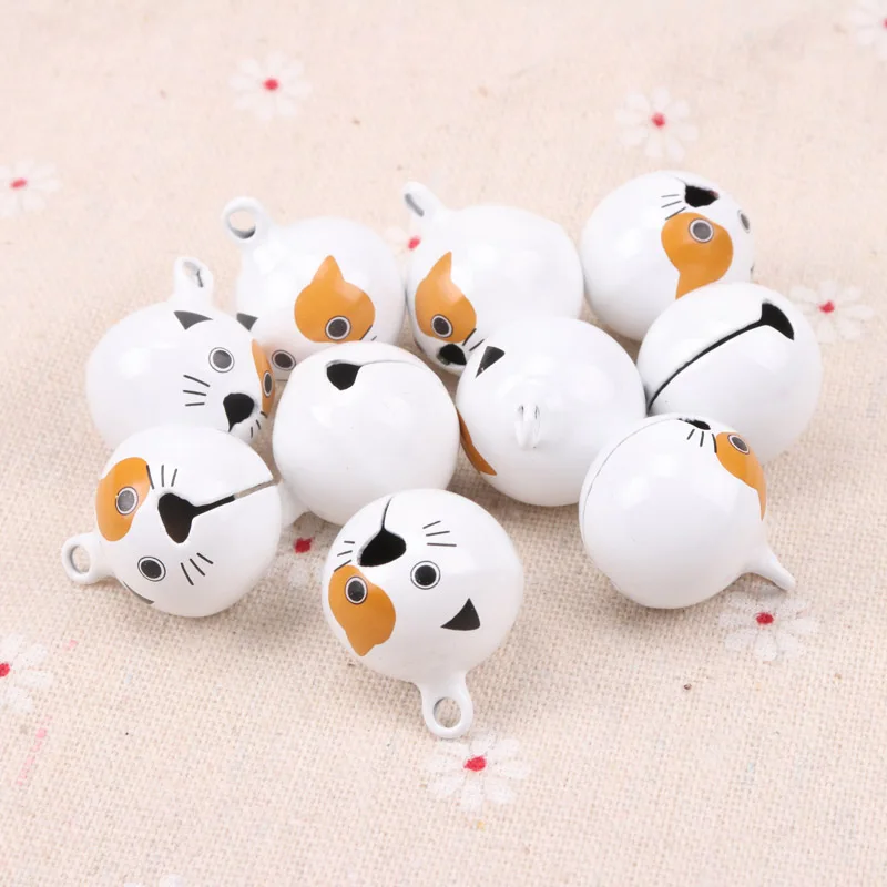 5 sztuk jingle bells śliczne żółto-oki kot Ornament metalowy dzwonek do domu Party zawieszki choinkowe dla dzieci shaker dekoracji 27mm