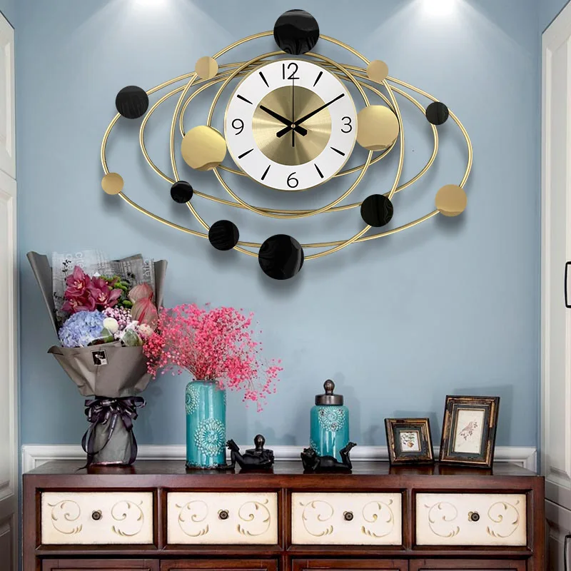 Clock wall clock creative art clock living room home modern simple silent personality wall clock fashion watch light luxury wind