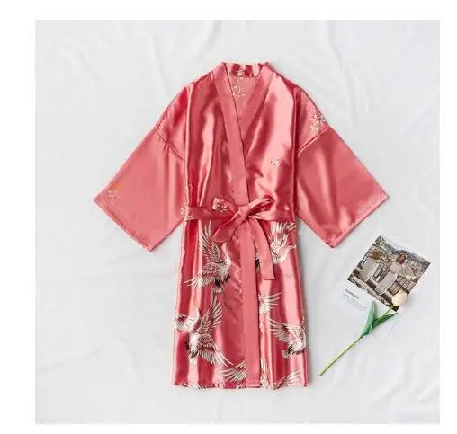 Women Silk Satin short Wedding Bride Bridesmaid Robe Kimono Robe Feminino Bath Robe Large Size Peignoir Femme Sexy Bathrobe