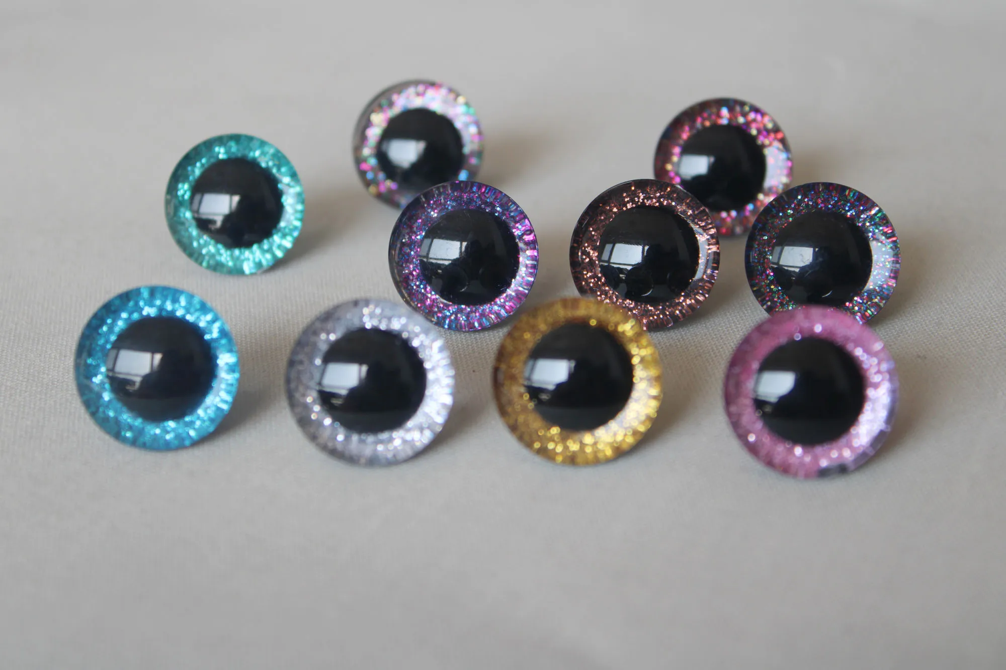 100 Stück/Los 12mm 14mm 16mm 18mm 20mm 25mm 30mm Komische 3D-Glitzer-Spielzeugaugen Lustige Puppenaugen mit Unterlegscheibe für Plüsch-Bastelarbeiten -N19 – Detail 13