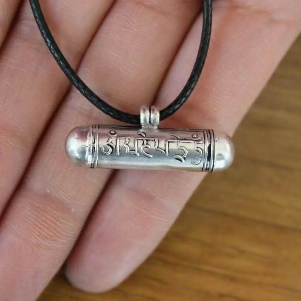 PN121 Tibetan 925 Sterling Silver Six Words Mantra 31mm Long Round Prayer Box Amulet Pendant Necklace