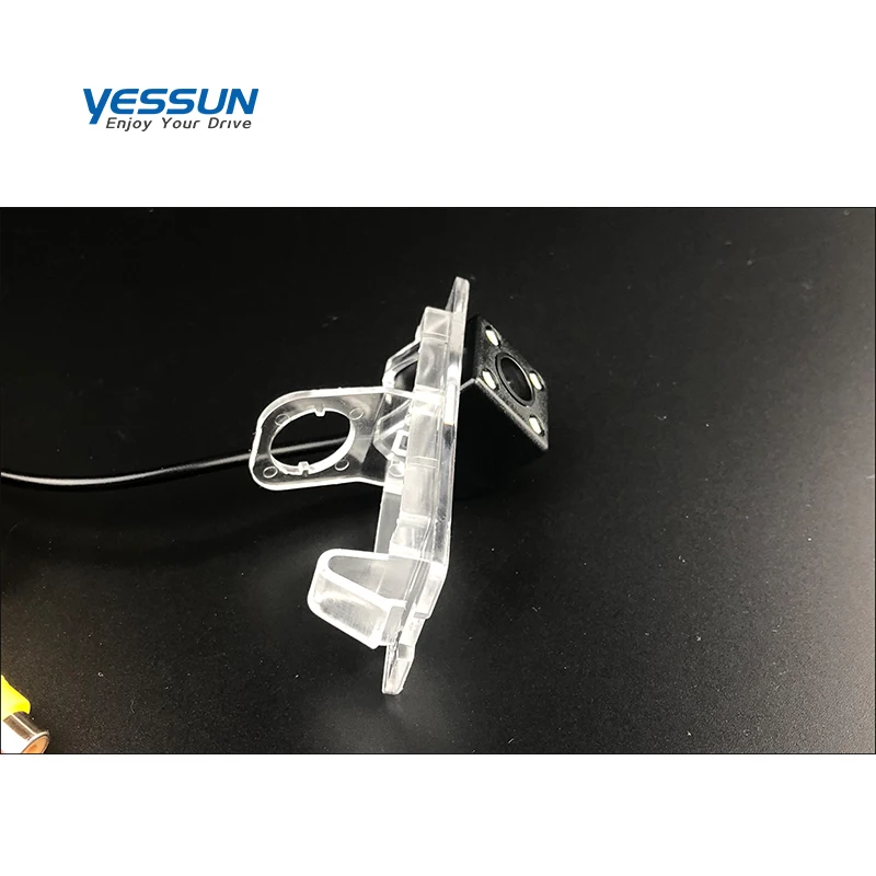 Rear View Camera For Nissan Terrano terano1995 1996 1997 1998 1999~2005 CCD backup rear camera/license plate camera/housing kits