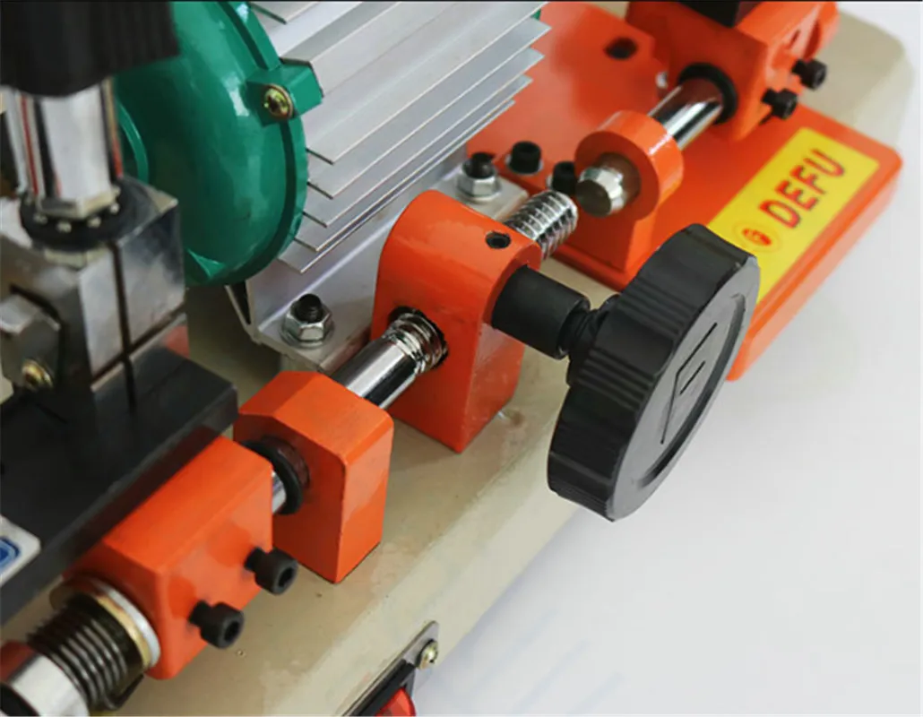 220V 120W Doppia testa Macchina di Taglio Chiave Per La Copia di Auto Serratura Della Porta Chiavi Duplicazione Copia Chiave Che Fa La Macchina attrezzi del fabbro
