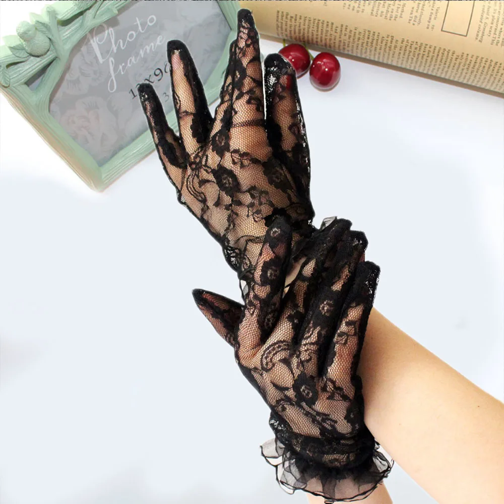 Fashion Sexy Gloves Wrist Length Women Bride Black Lace Gloves Mittens For Party Sun Protection Accessories Driving Gloves