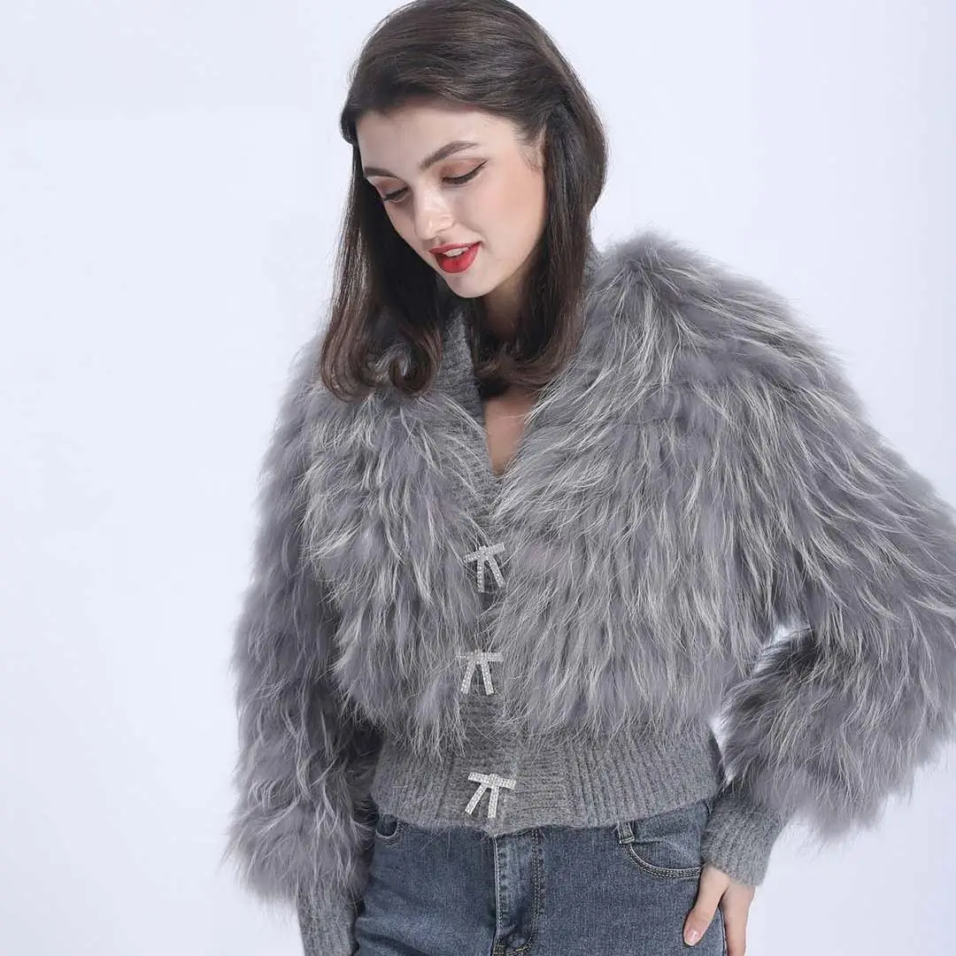 Short V-necked Raccoon Fur Coat Stripe Together Warm Thick Sweet Knitted Sweater