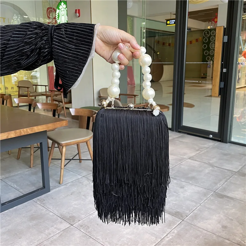 Top Metal Frame Shell Handbags Female Pearl strap Women Trend Shoulder Long Tassel Bags Ladies Daily Fringe Bags Hand Purse Bags