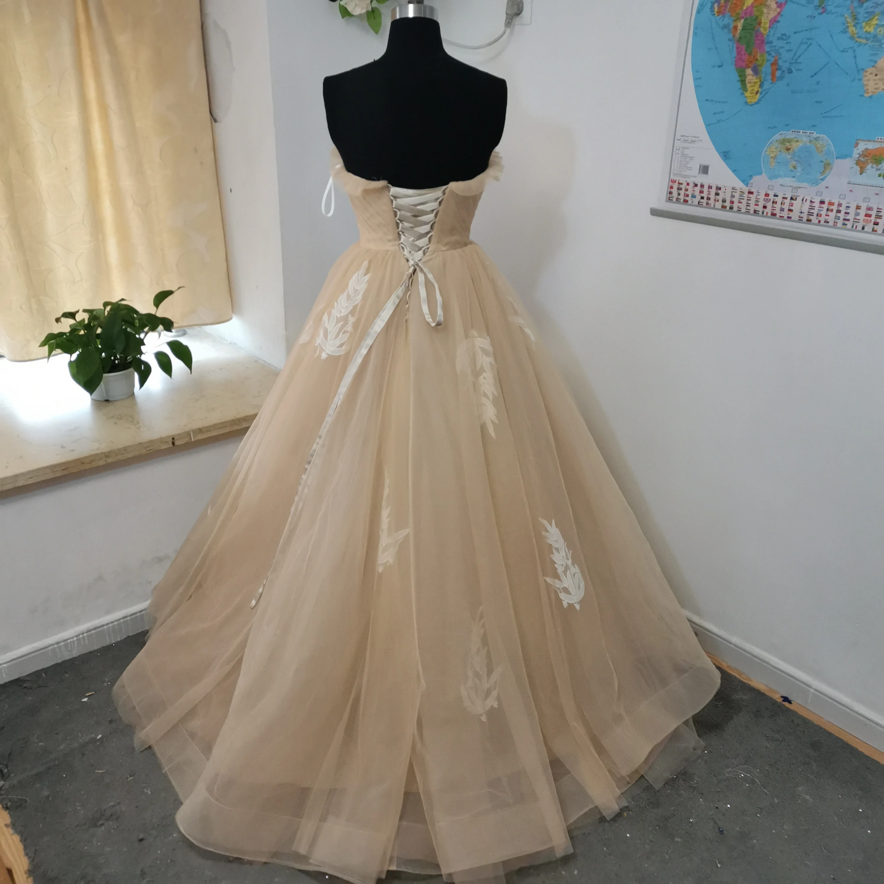 MYYBLE 2021 abito da cerimonia in Tulle senza spalline elegante senza spalline Champagne elegante abito da sposa lungo in pizzo con scollo a barchetta