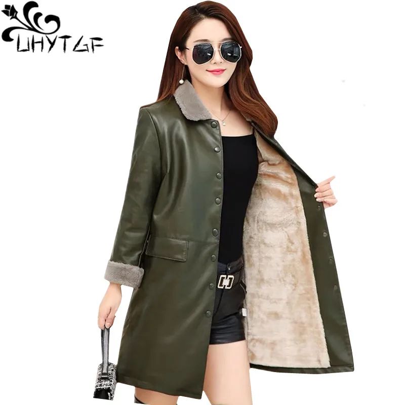 UHYTGF Jaket Kulit Musim Gugur Musim Dingin Jaket Musim Semi Kulit PU Kualitas Bulu Wanita Mantel Kulit Ukuran Besar Longgar 5X655