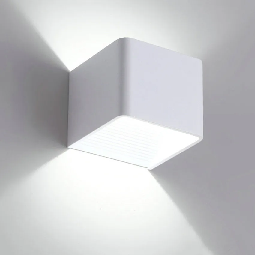 LED Wall Lamp Non Waterproof Indoor Aluminum Wall Light Surface Mounted Cube LED Garden Porch Light