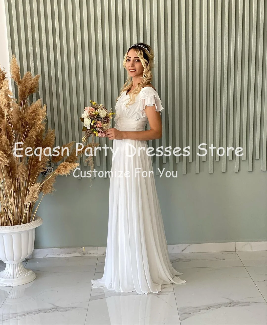 Eeqasn-vestidos de dama de honor de gasa púrpura, Vestido largo con cuello en V y volantes para mujer, vestido de fiesta plisado con abertura, vestidos de graduación formales simples de talla grande