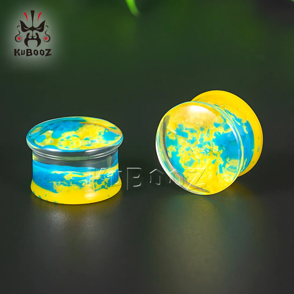 KUBOOZ Newest Design White Yellow Blue Snowflake Acrylic Ear Gauges Tunnels Fashion Body Jewelry Earring Plugs Stretchers 2PCS