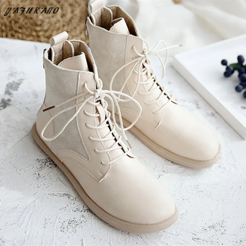 Literary Retro Women Boots Flat Heel Winter Warm Casual Short Boots Handmade Lace-Up Ankle Boots Mori Girl Simple Women Shoes