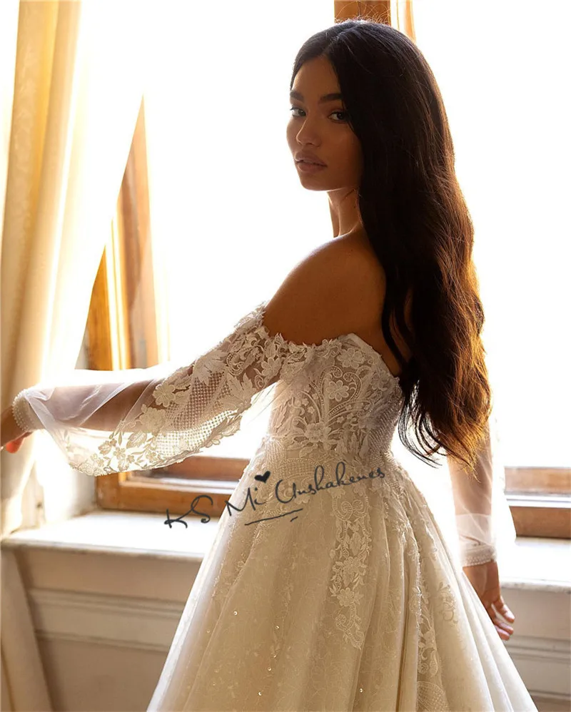 Luxury Wedding Dresses Sparky Glitter Long Sleeve Lace Bride Dress 2021 Vestidos de Noiva Vintage Princess Gothic Wedding Gowns