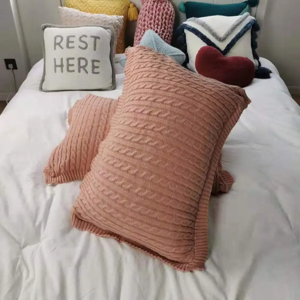 

2022 Super Cozy Breathable Pillowcase Elegant Twist Knitted Pillow Cover 50*70cm Nordic Style Bedroom Decorative Pillow Case